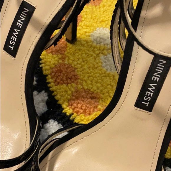 Heels - Picture 3 of 6